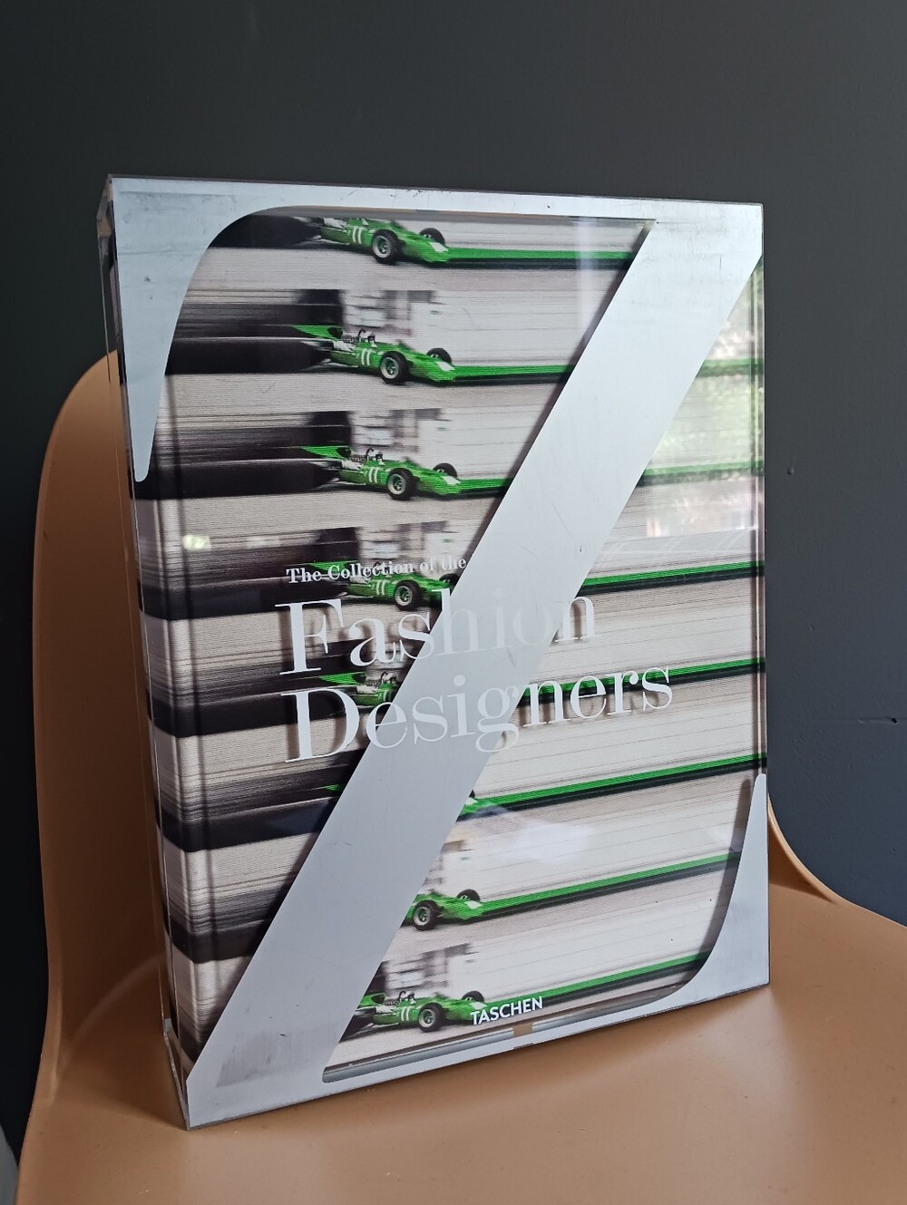 TASCHEN Fashion Designers A-Z AKRIS Edition x The Collection Of The Museum At Fi